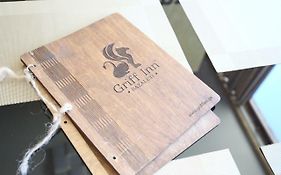 Отель Griff Inn